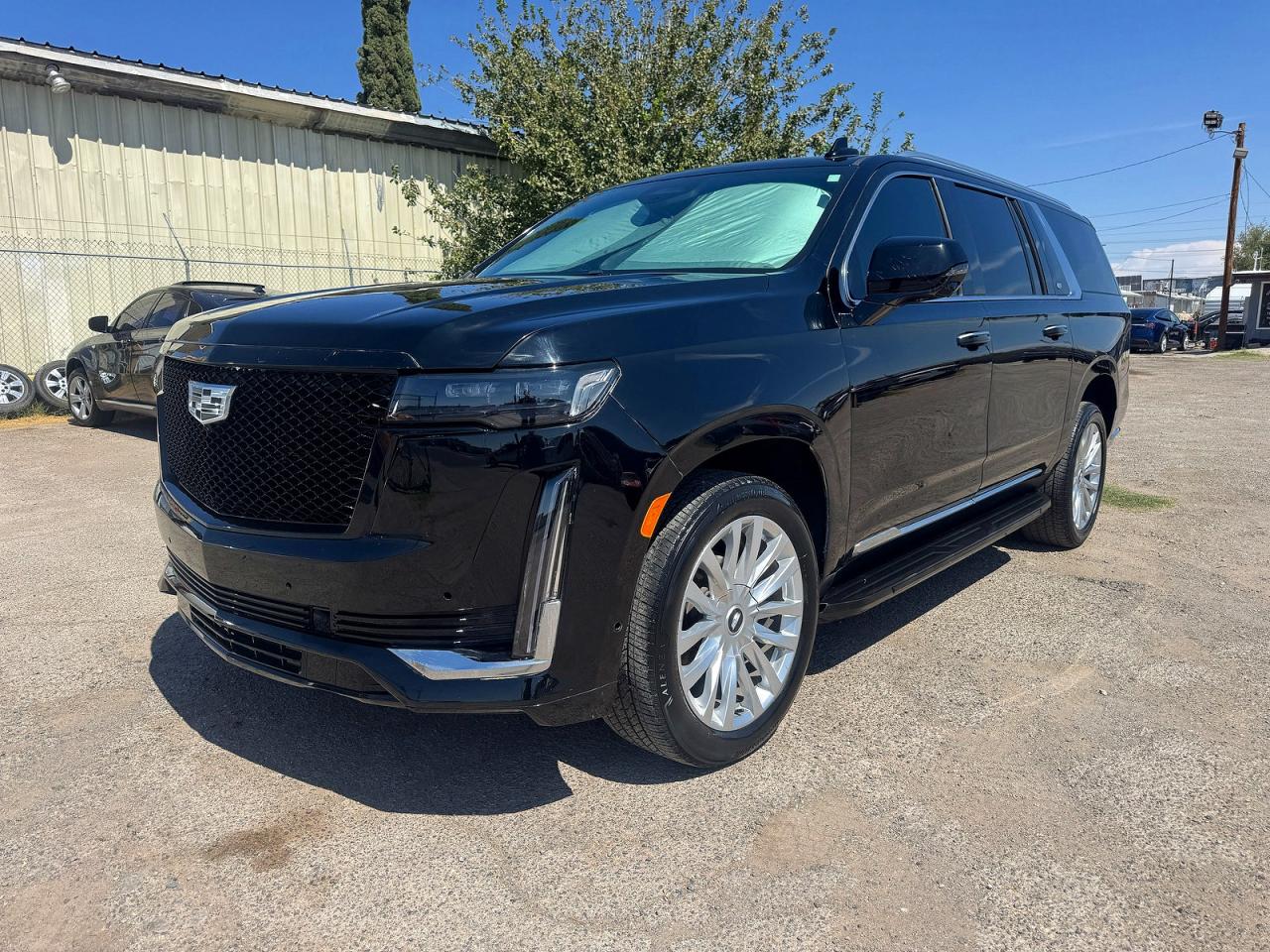 2023 CADILLAC ESCALADE ESV LUXURY — снимка 2