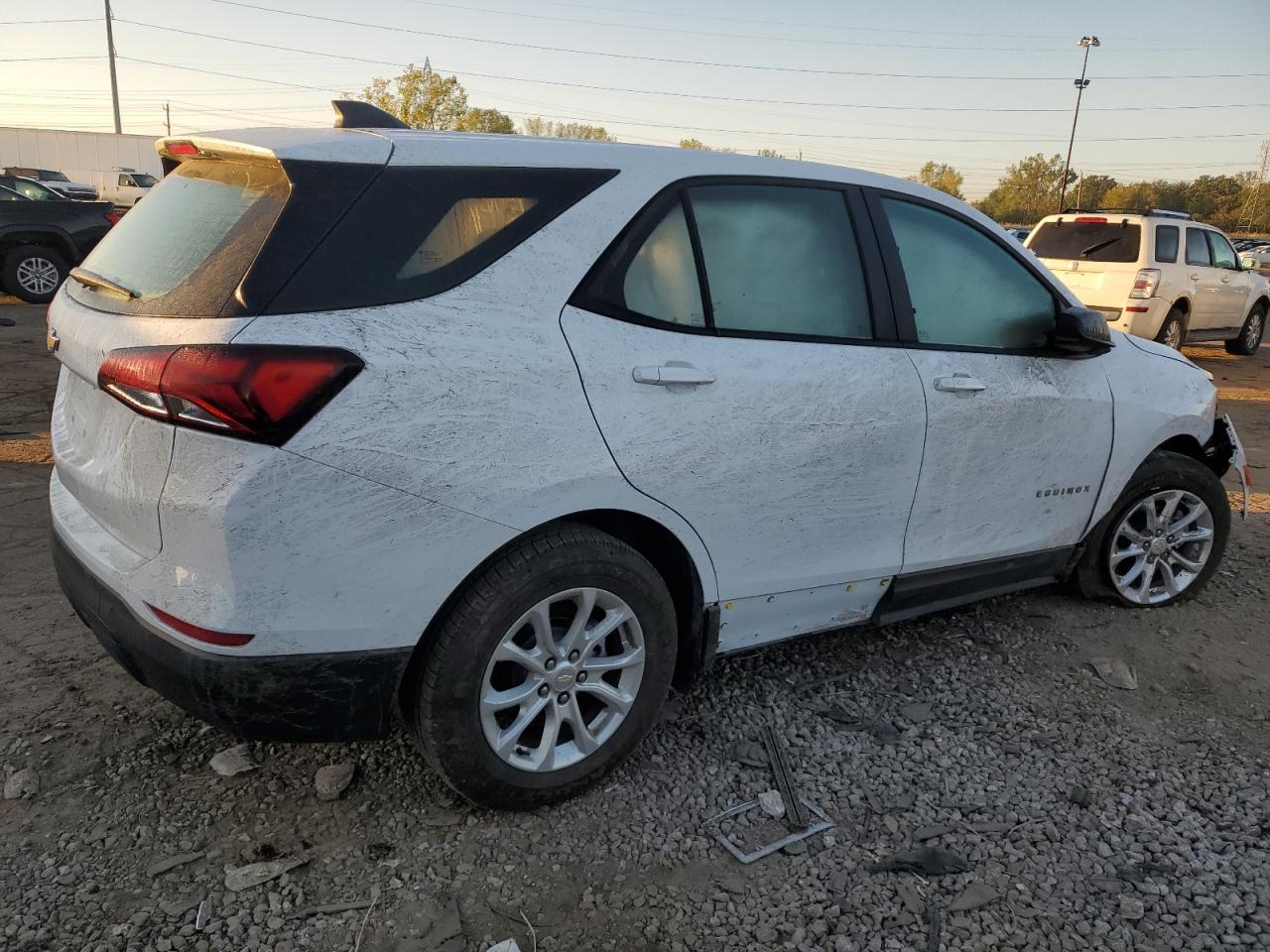 2023 CHEVROLET EQUINOX LS — снимка 3