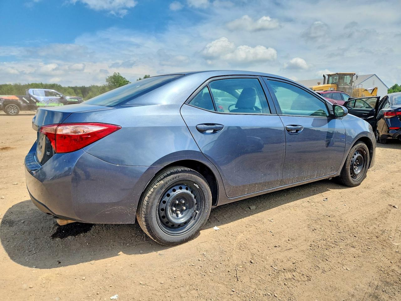2018 TOYOTA COROLLA LE — снимка 3