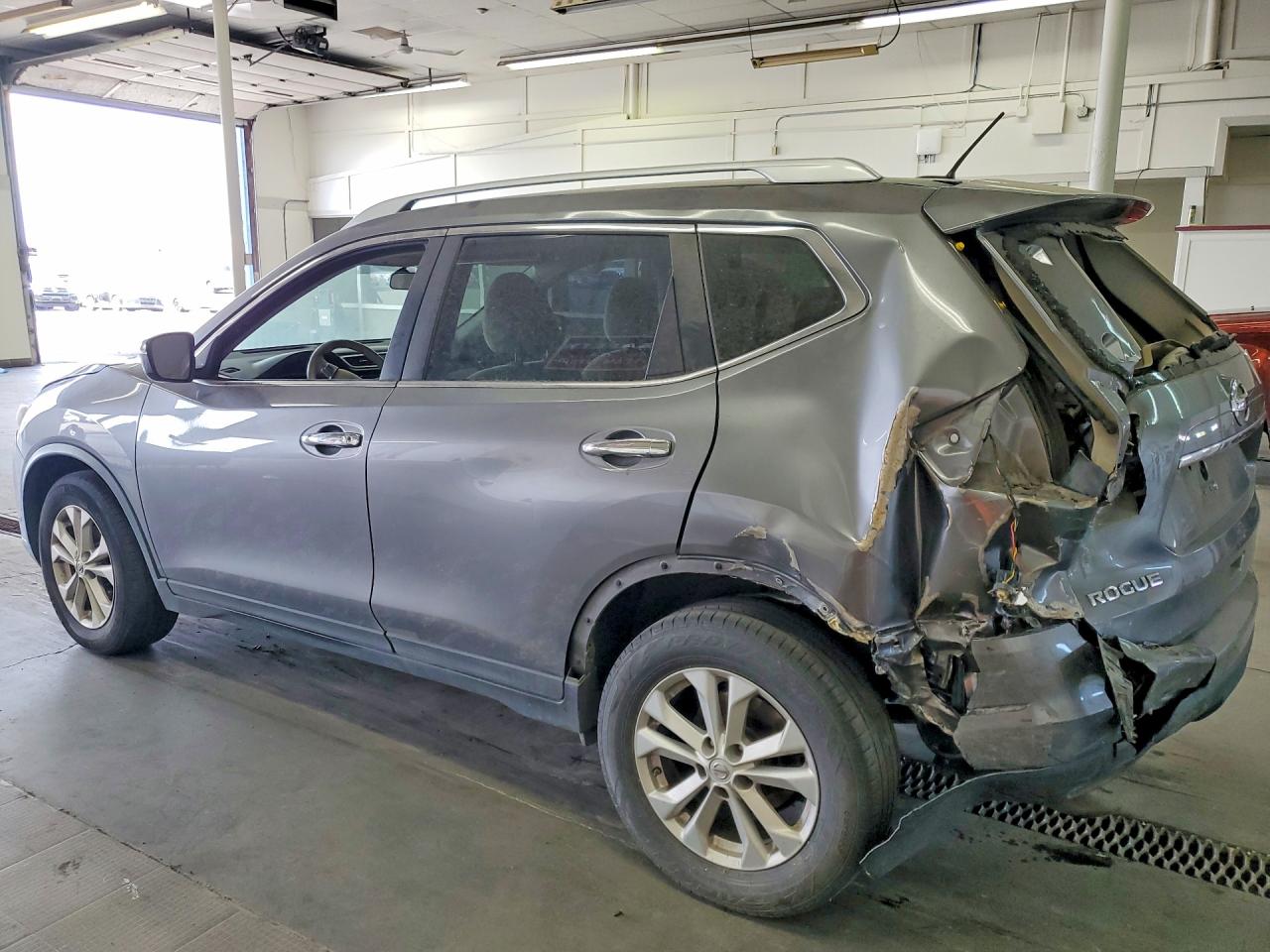 2015 NISSAN ROGUE SV — снимка 2