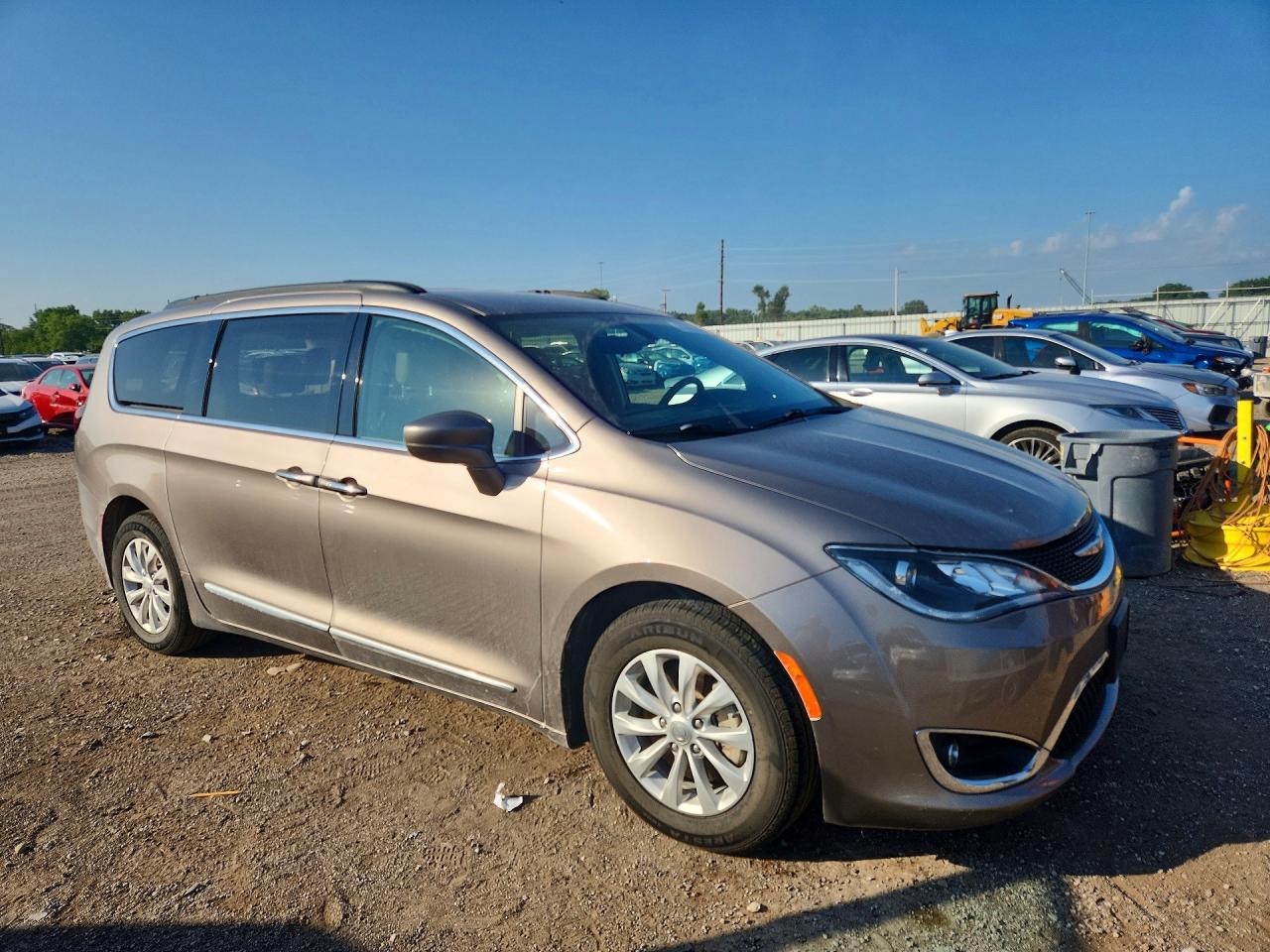 2017 CHRYSLER PACIFICA TOURING L — снимка 4