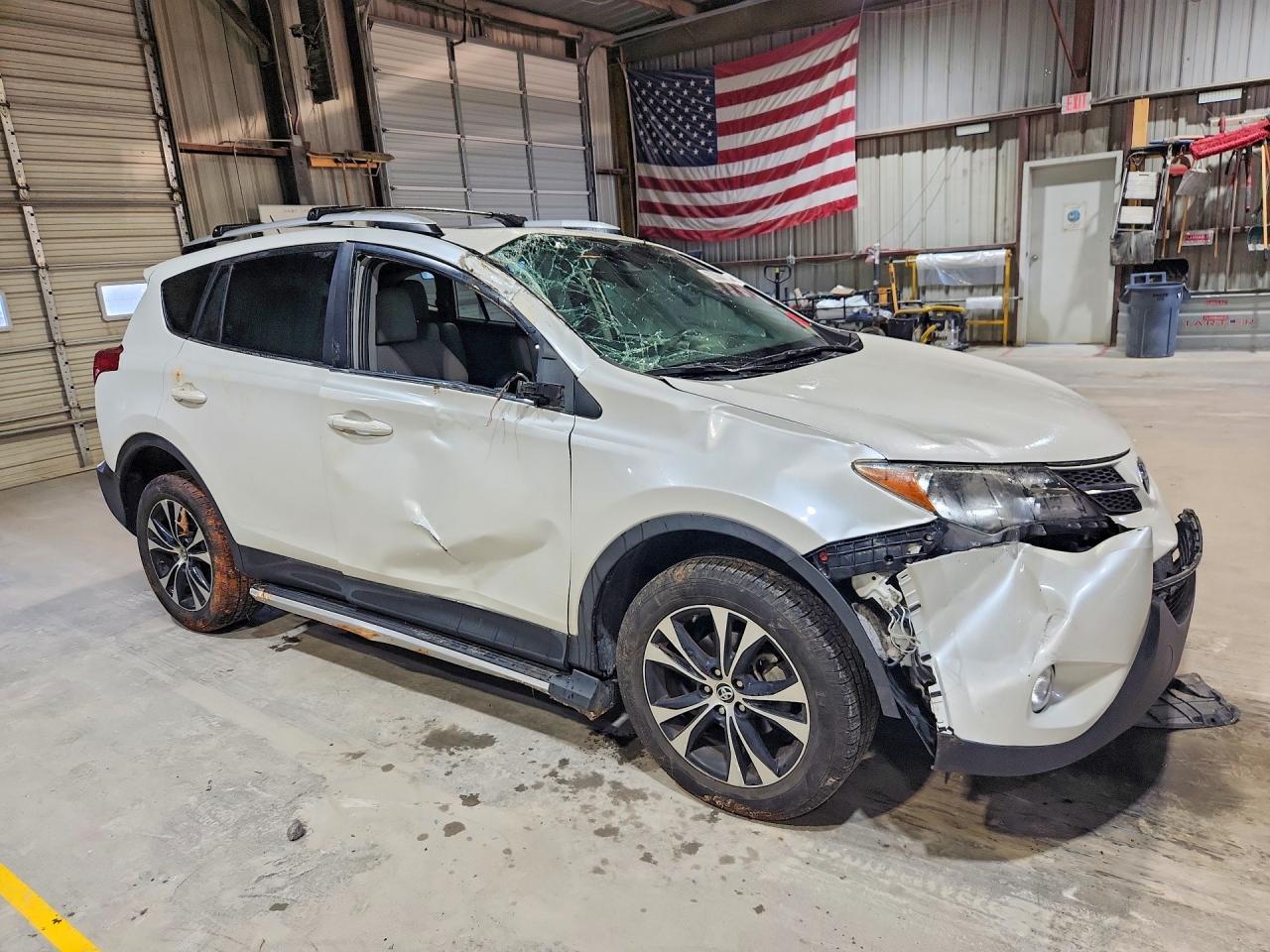 2015 TOYOTA RAV4 LIMITED — снимка 4