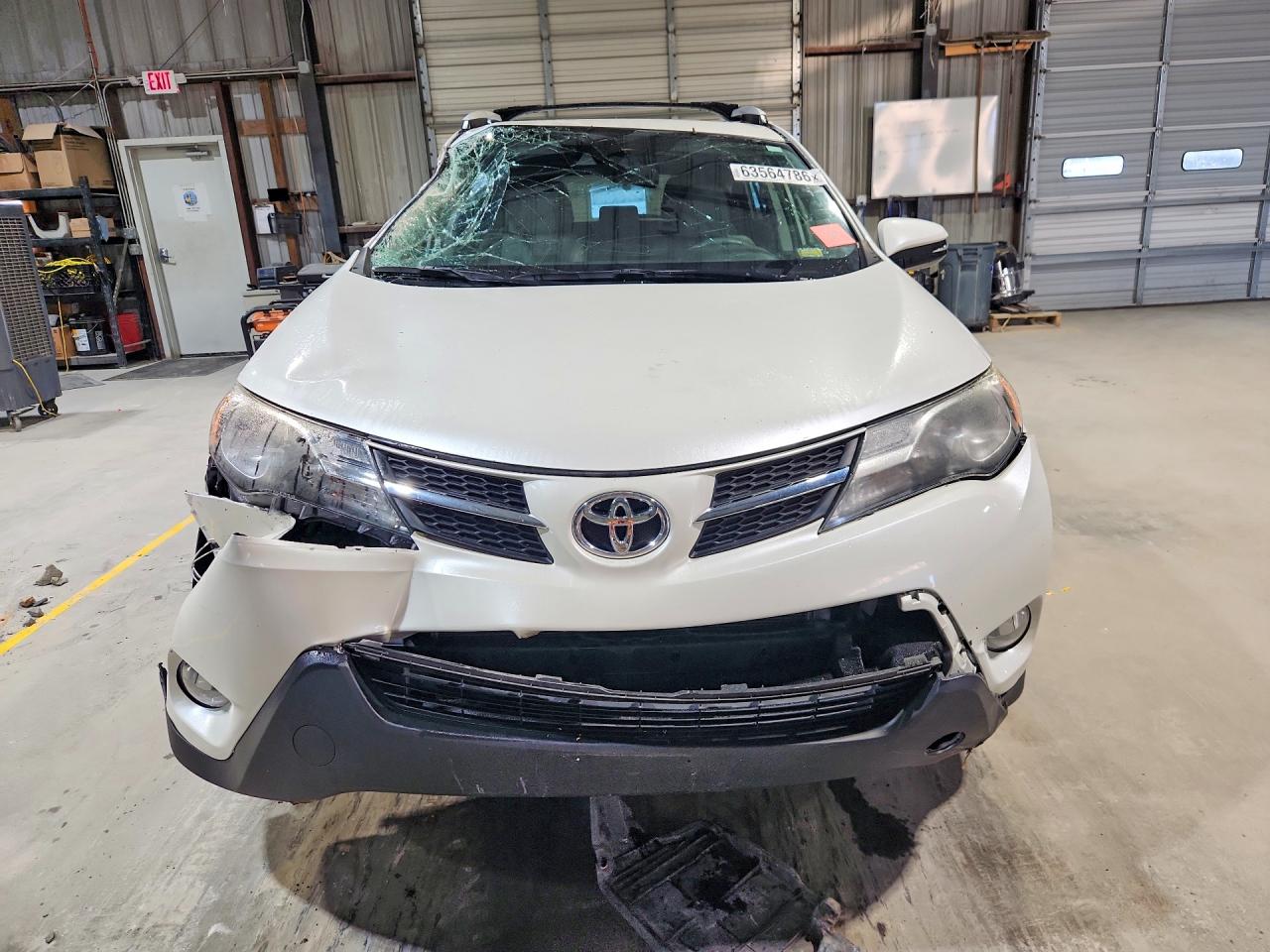2015 TOYOTA RAV4 LIMITED — снимка 5
