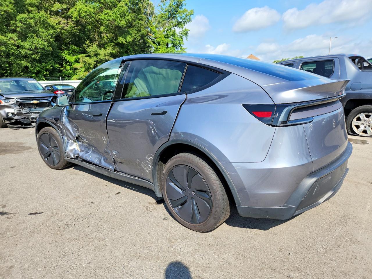 2026 TESLA MODEL Y — снимка 2