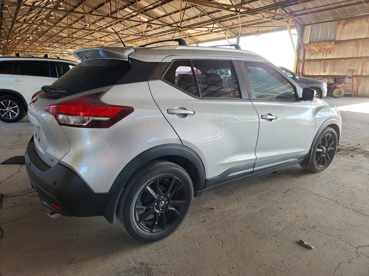 2020 NISSAN KICKS SR — снимка 3