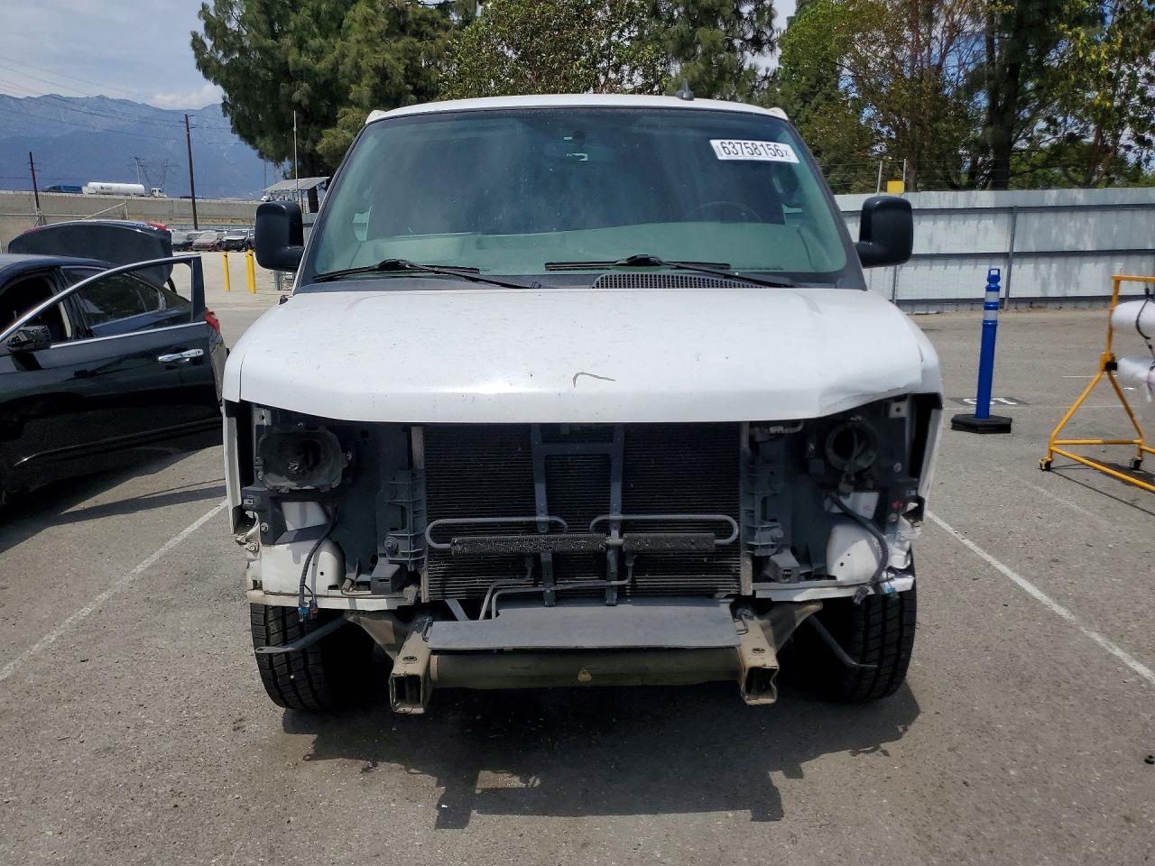 2017 CHEVROLET EXPRESS G2500 — снимка 5