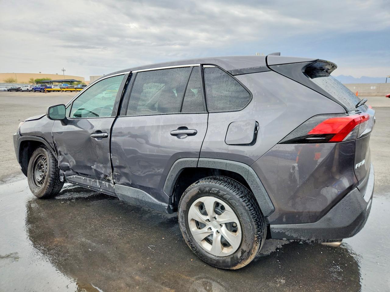 2022 TOYOTA RAV4 LE — снимка 2