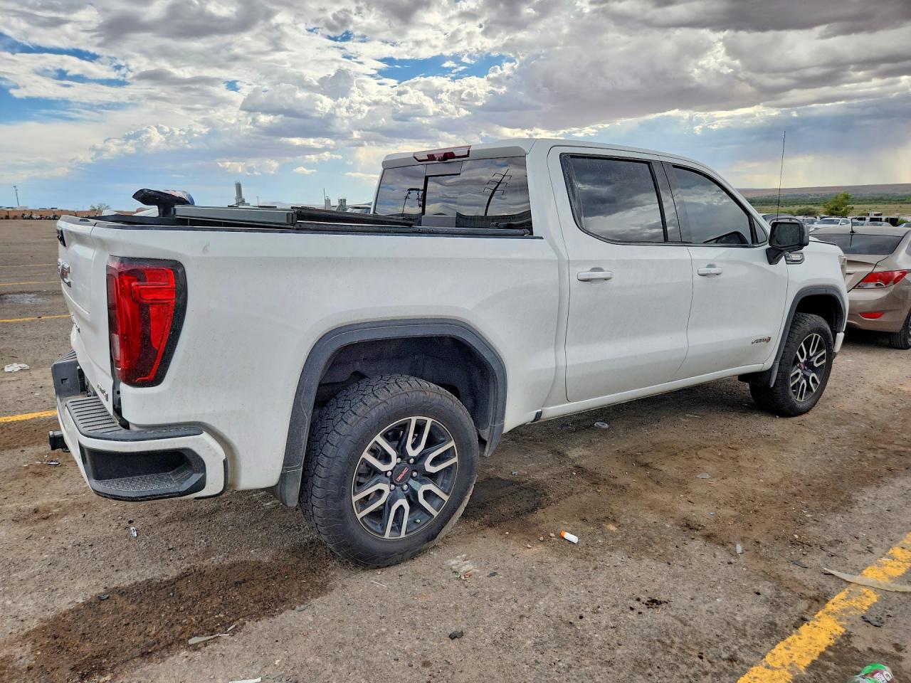 2023 GMC SIERRA K1500 AT4 — снимка 3
