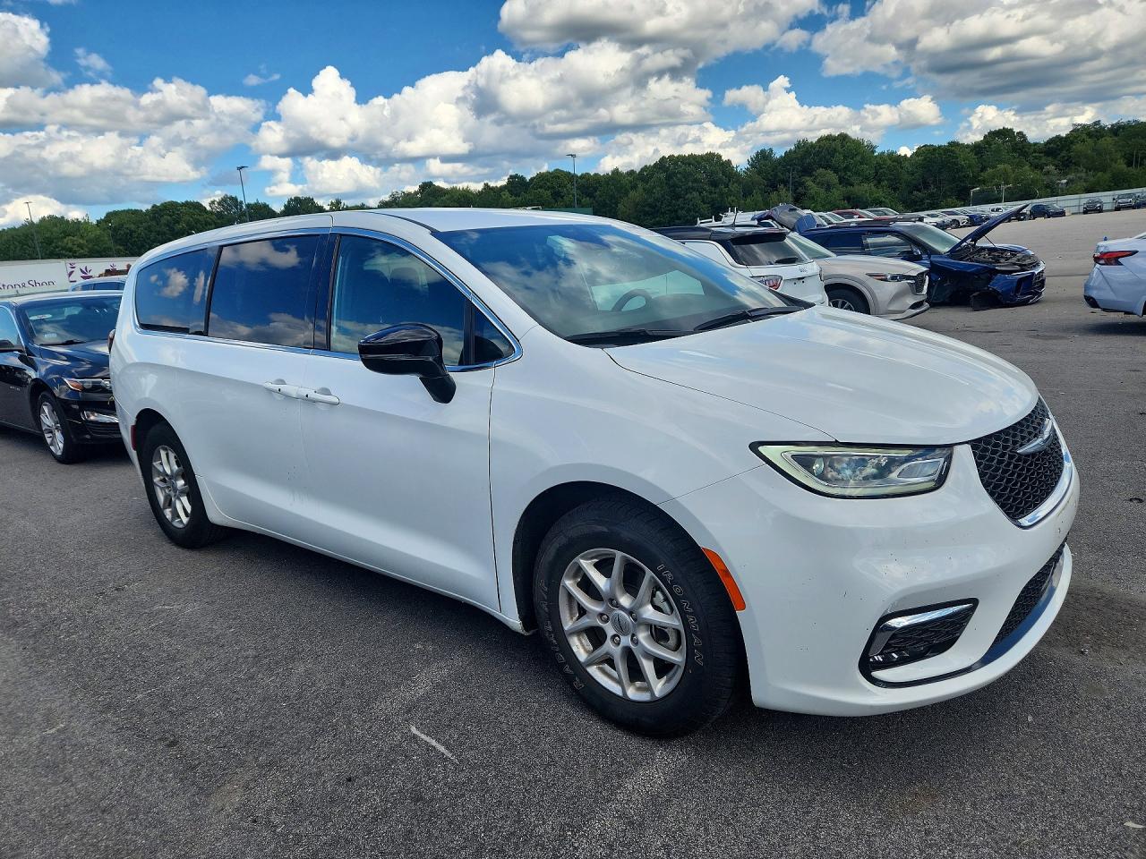 2025 CHRYSLER PACIFICA SELECT — снимка 4