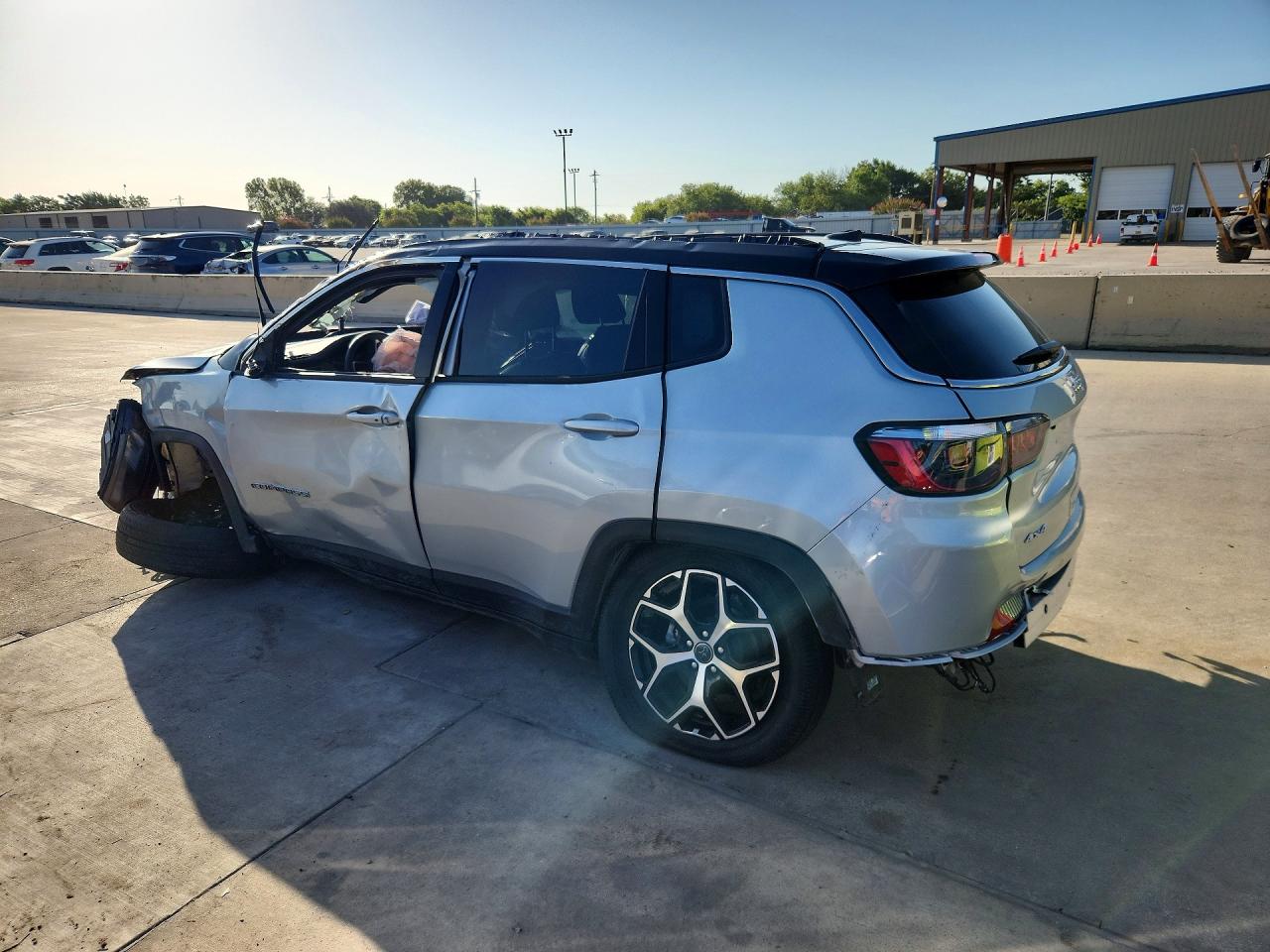 2025 JEEP COMPASS LIMITED — снимка 2