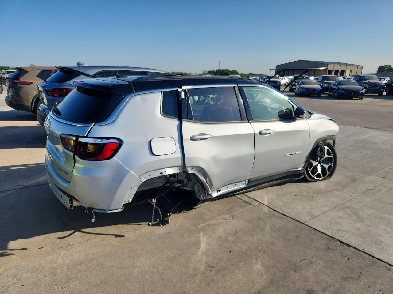 2025 JEEP COMPASS LIMITED — снимка 3