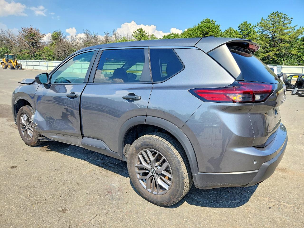 2024 NISSAN ROGUE S — снимка 2