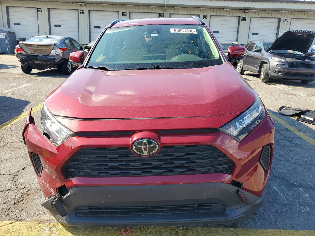 2019 TOYOTA RAV4 LE — снимка 5