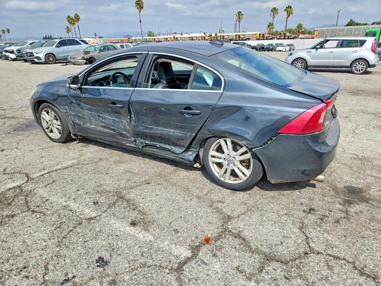 2013 VOLVO S60 T5 — снимка 2