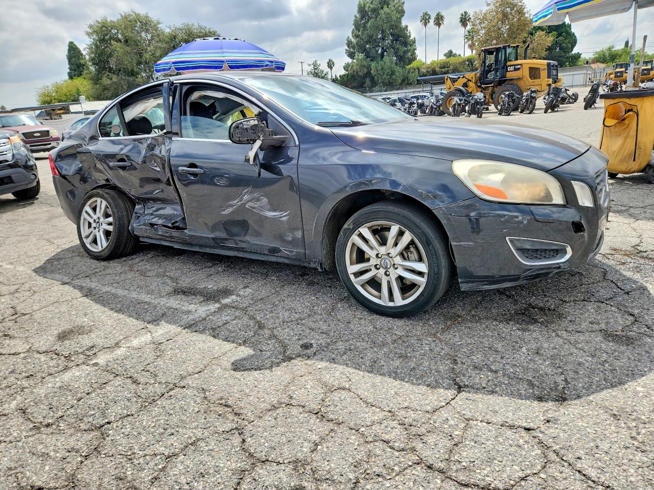 2013 VOLVO S60 T5 — снимка 4