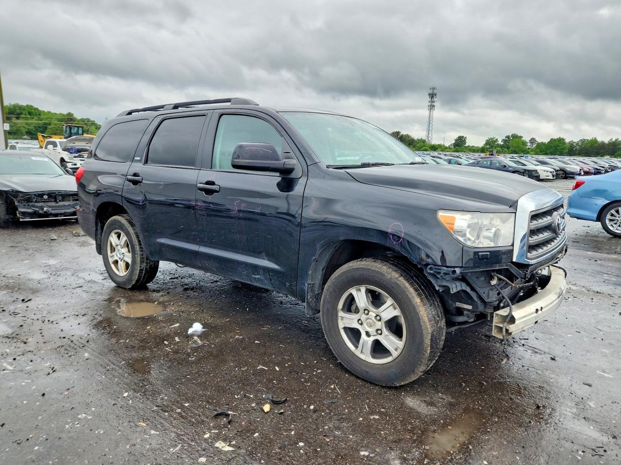 2017 TOYOTA SEQUOIA SR5 — снимка 4