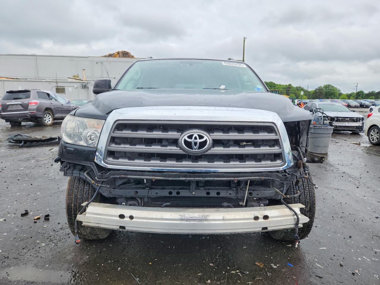 2017 TOYOTA SEQUOIA SR5 — снимка 5
