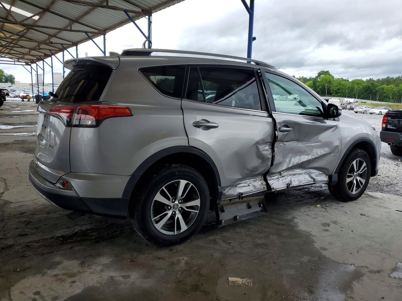 2017 TOYOTA RAV4 XLE — снимка 3