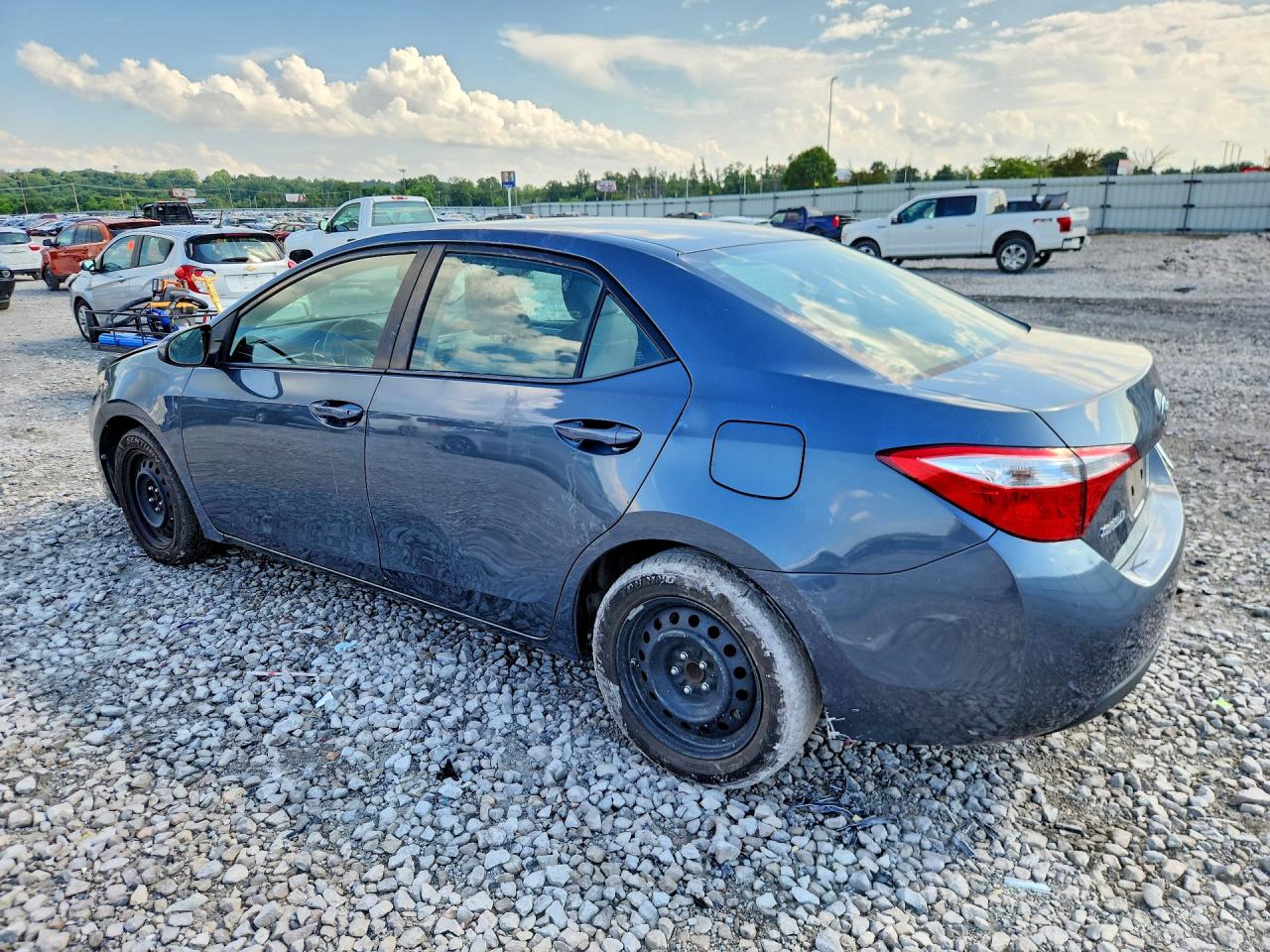 2015 TOYOTA COROLLA LE — снимка 2