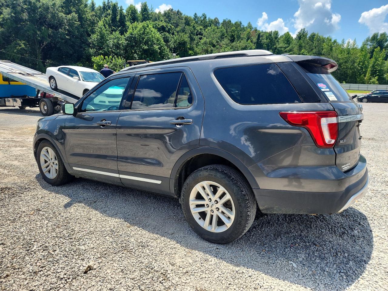 2017 FORD EXPLORER XLT — снимка 2