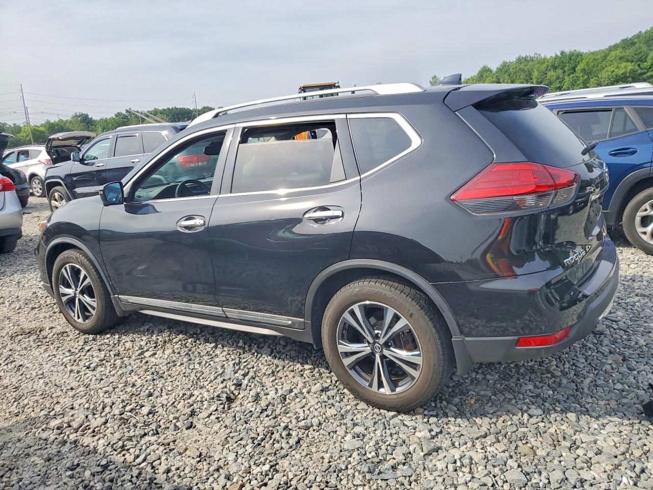2017 NISSAN ROGUE SL — снимка 2