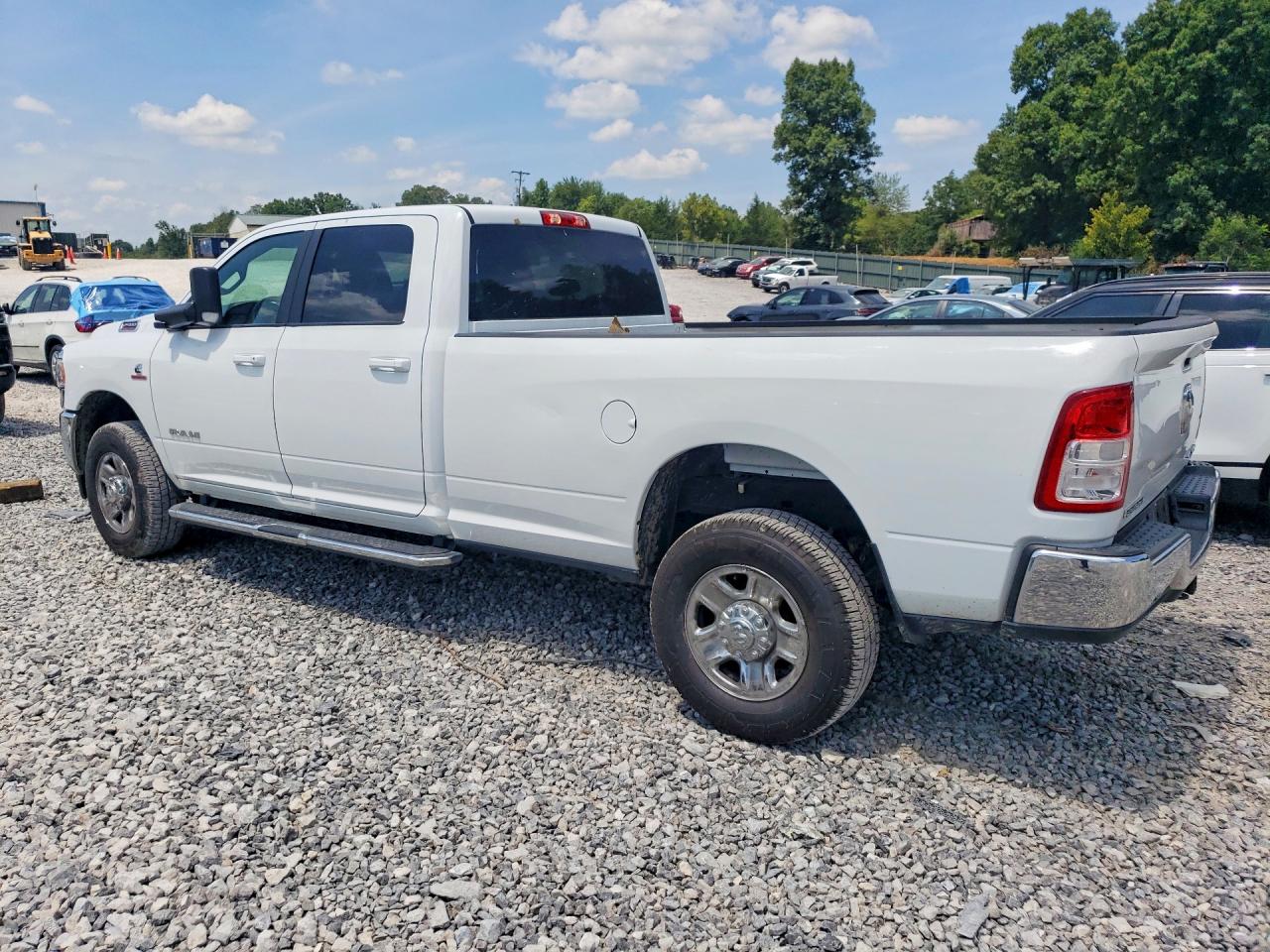 2021 RAM 2500 BIG HORN — снимка 2