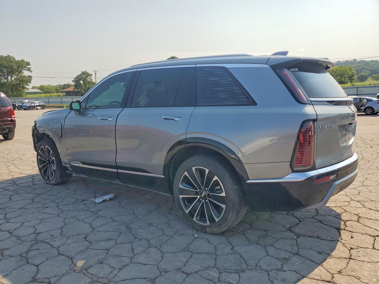 2026 CADILLAC VISTIQ LUXURY — снимка 2