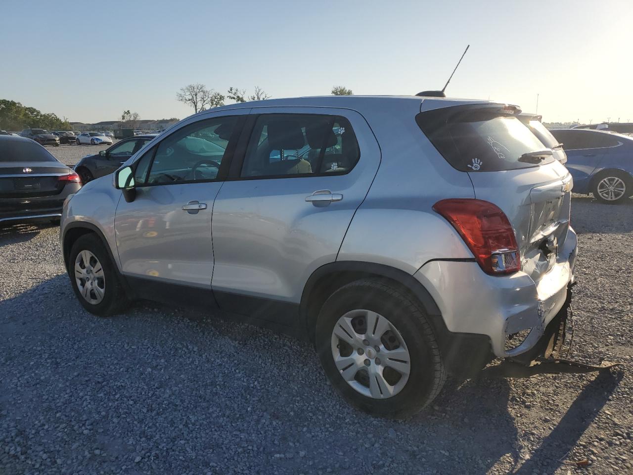 2017 CHEVROLET TRAX LS — снимка 2