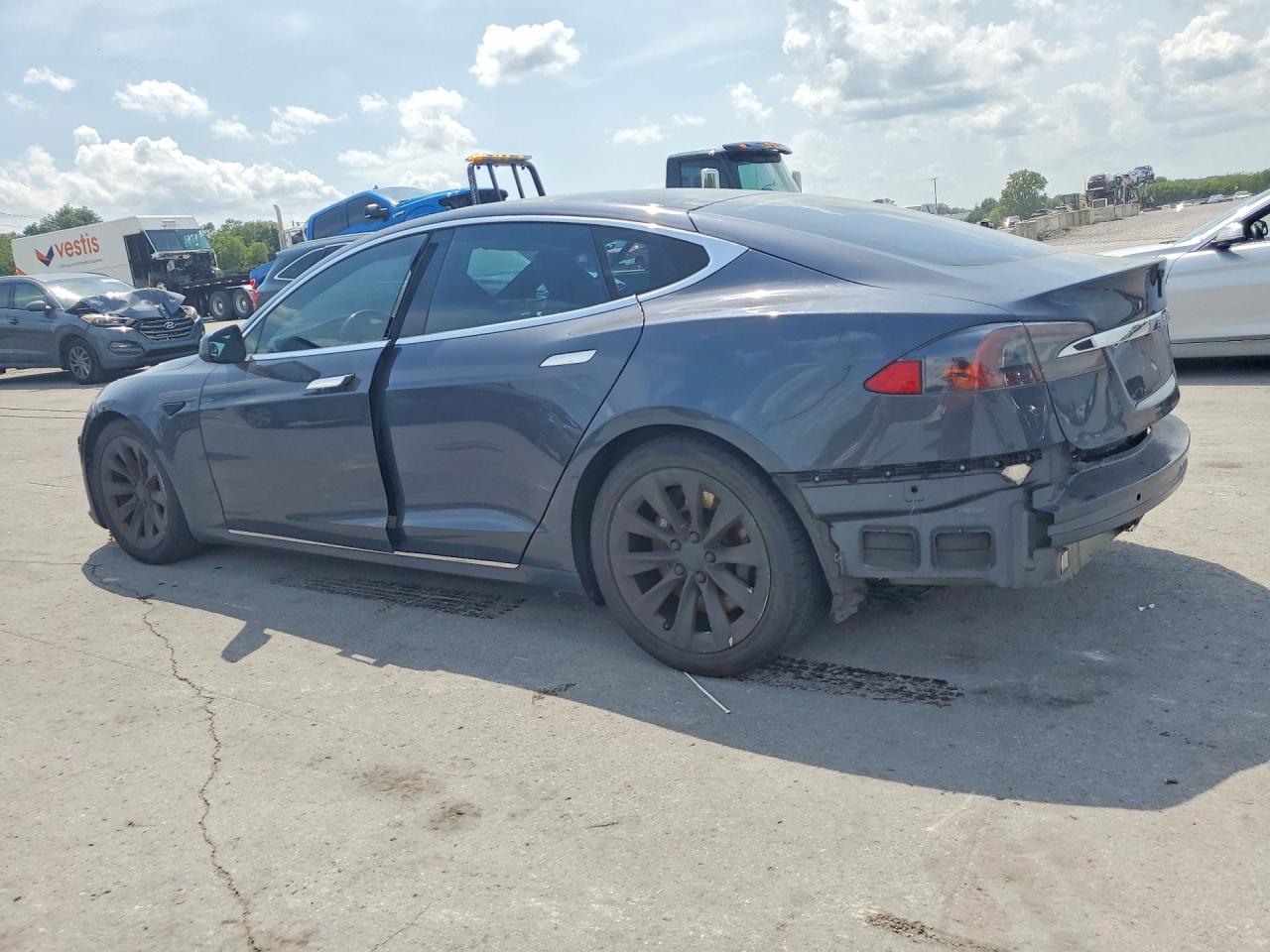 2016 TESLA MODEL S — снимка 2