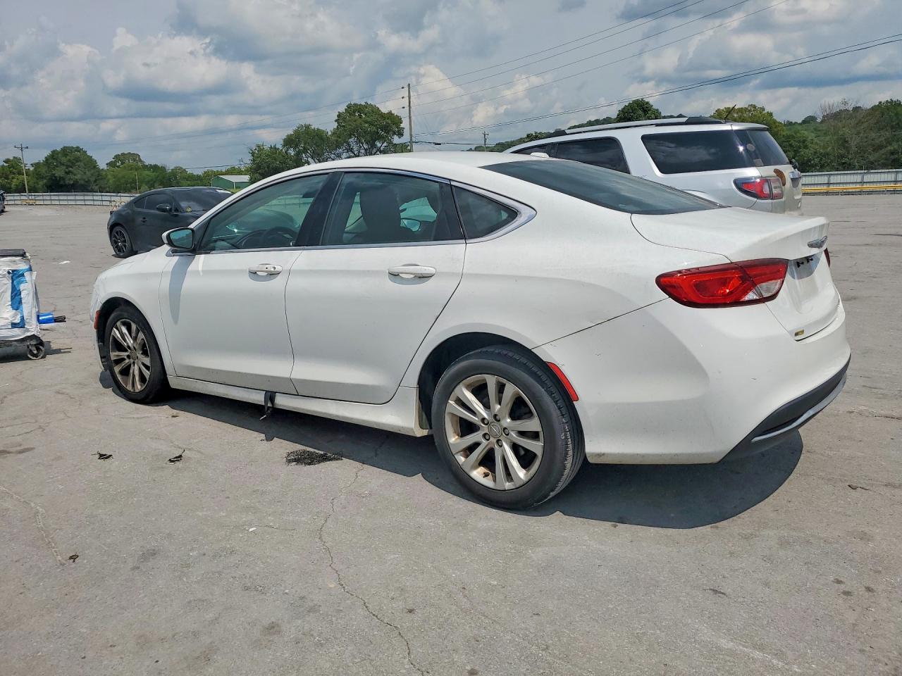 2015 CHRYSLER 200 LIMITED — снимка 2