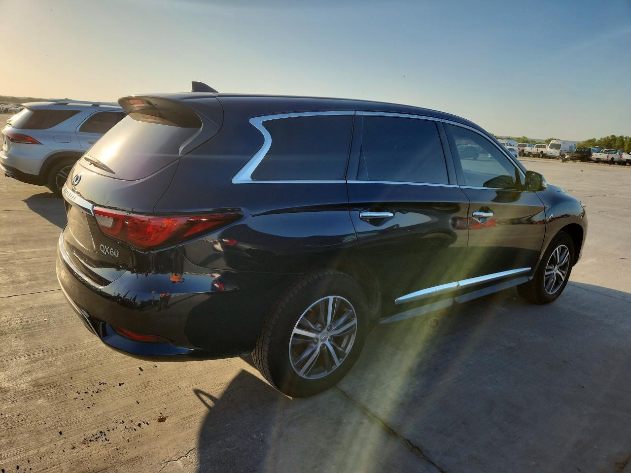 2018 INFINITI QX60 BASE — снимка 3