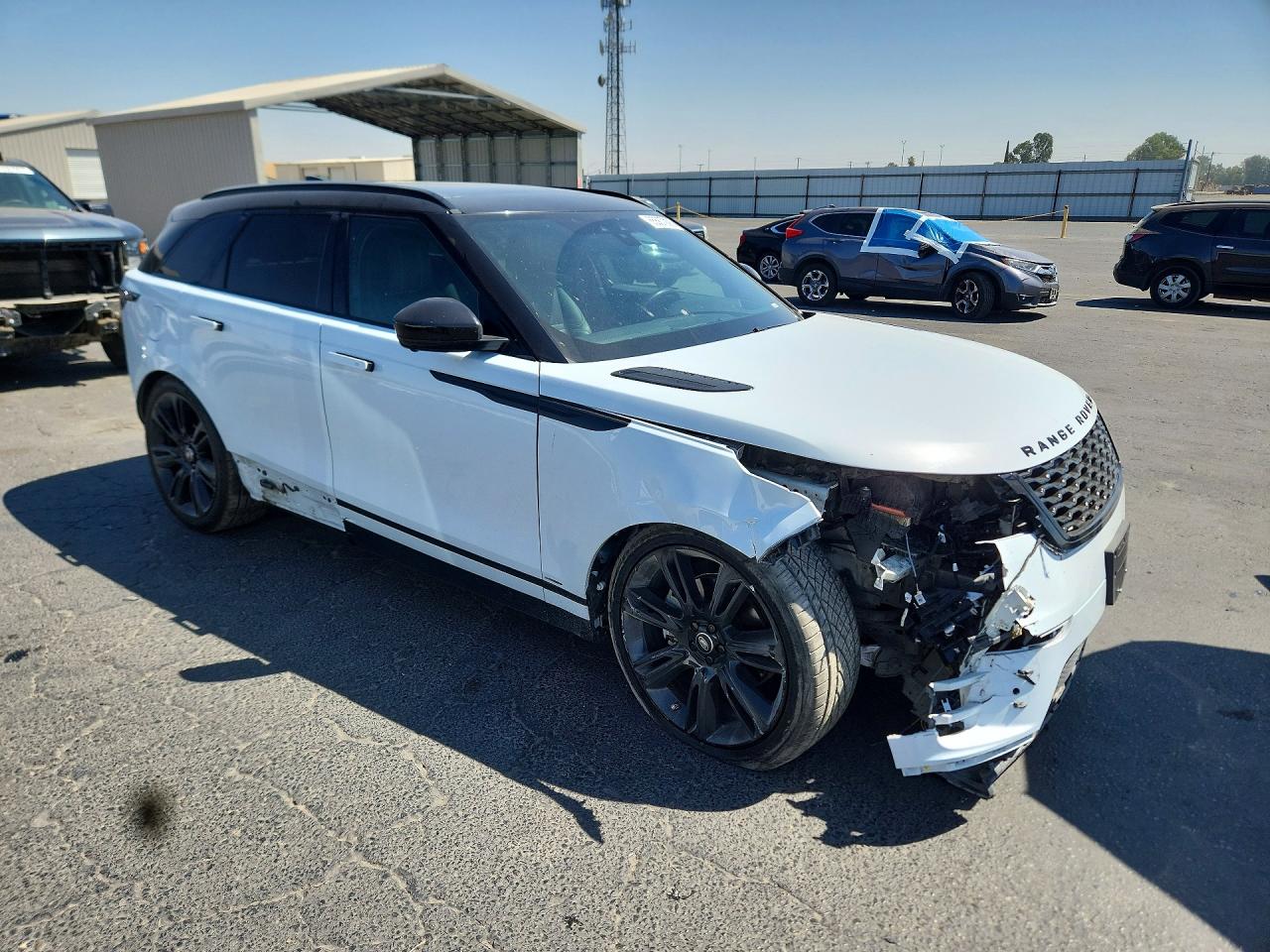 2019 LAND ROVER RANGE ROVER VELAR R-DYNAMIC HSE — снимка 4