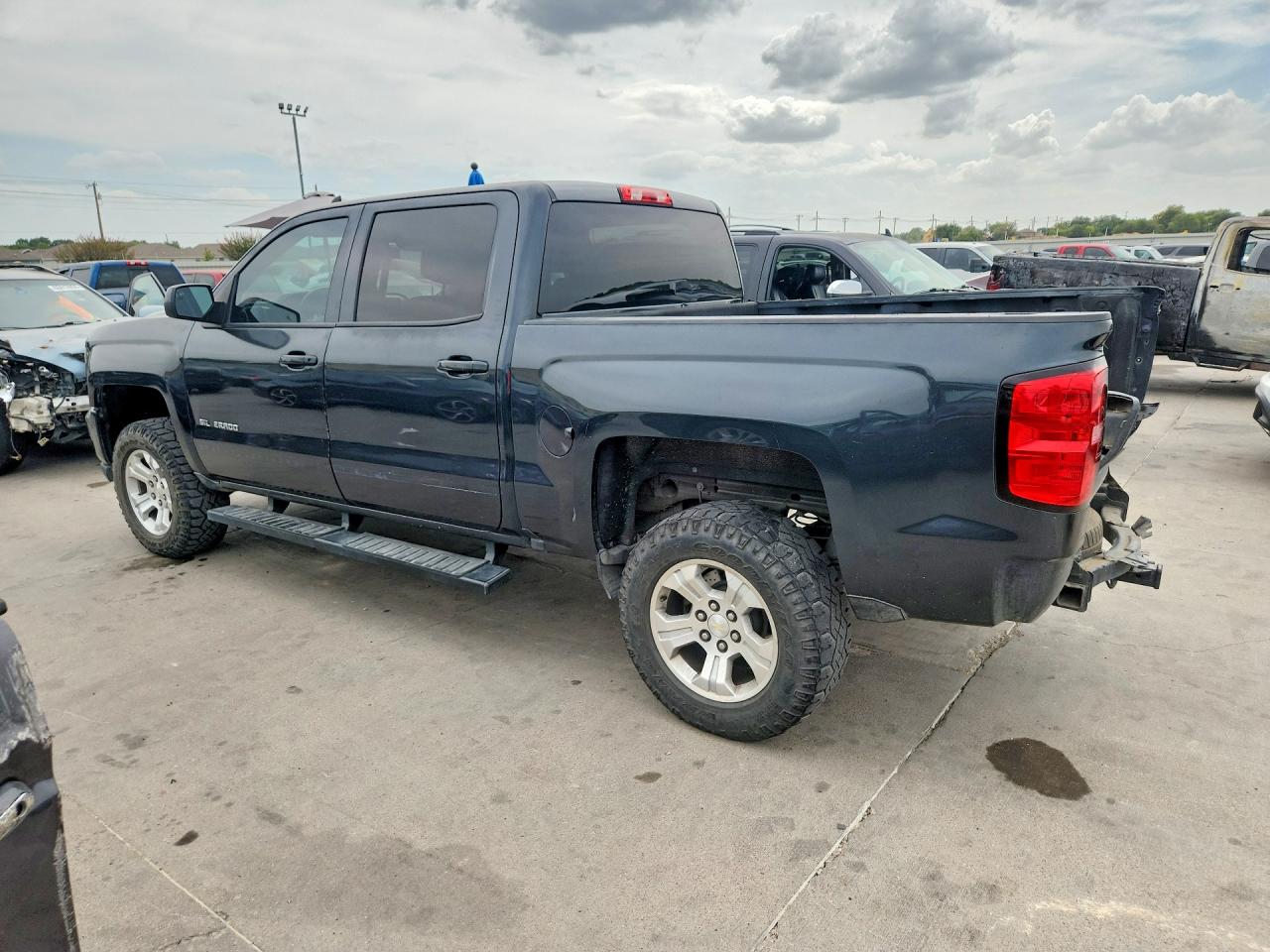 2018 CHEVROLET SILVERADO C1500 LT — снимка 2