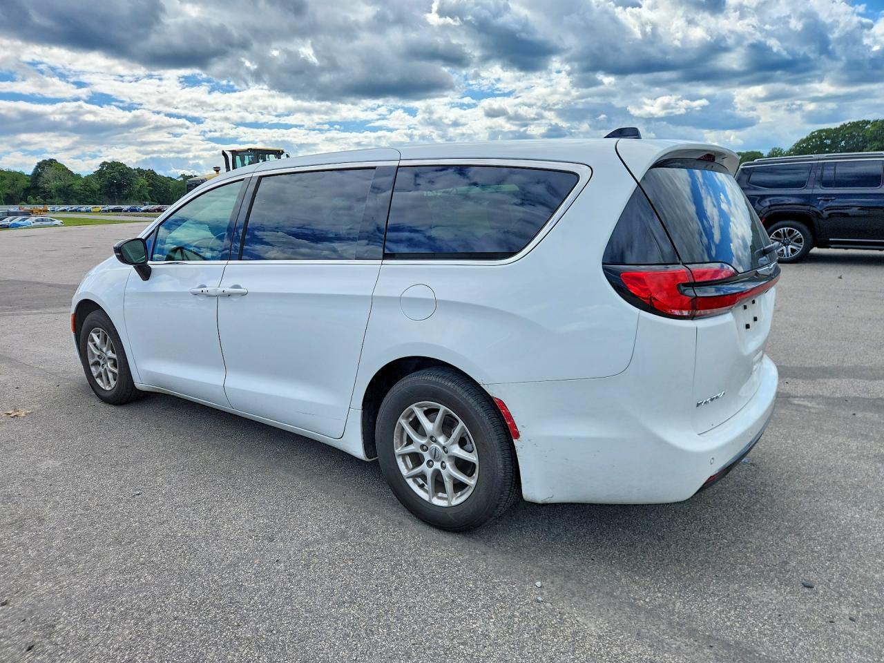 2025 CHRYSLER PACIFICA SELECT — снимка 2