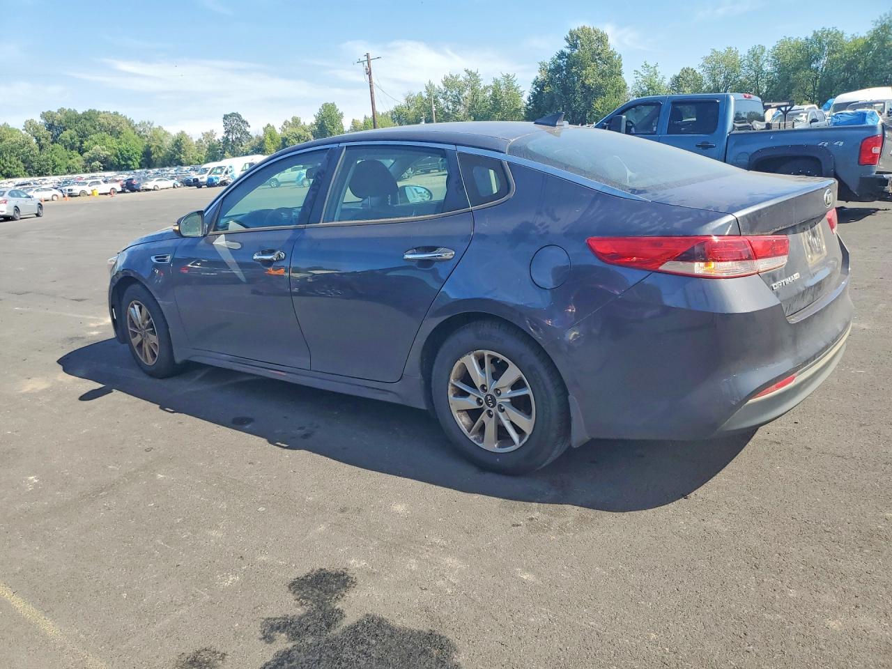 2017 KIA OPTIMA LX — снимка 2