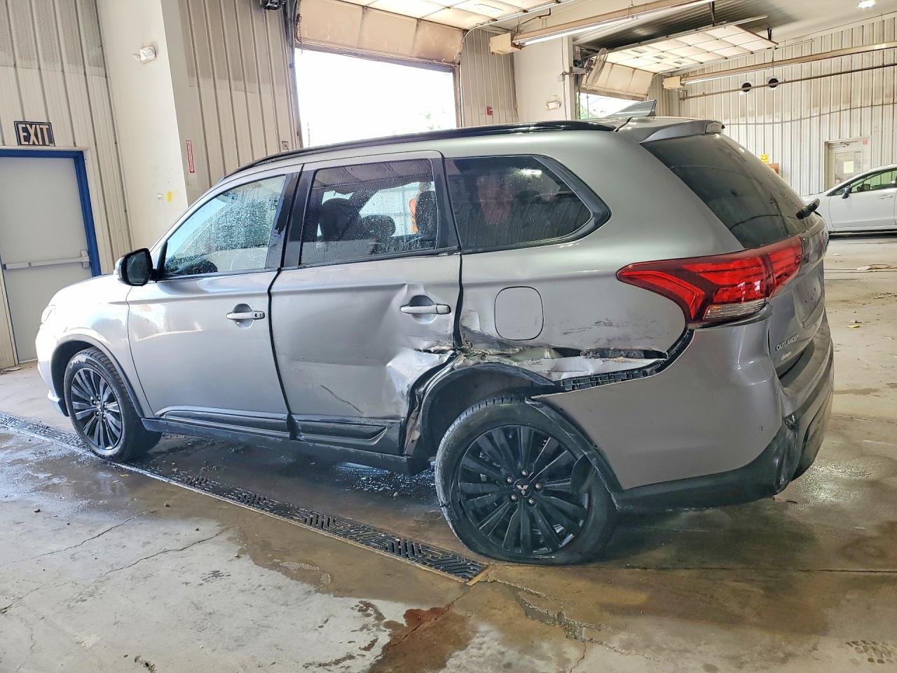 2020 MITSUBISHI OUTLANDER SE — снимка 2