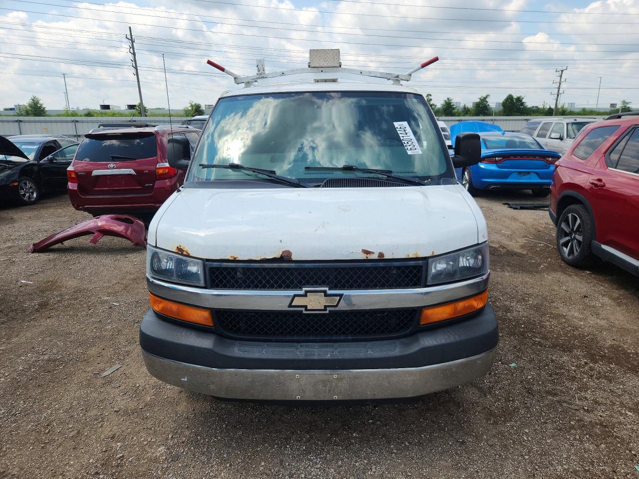 2015 CHEVROLET EXPRESS G2500 — снимка 5