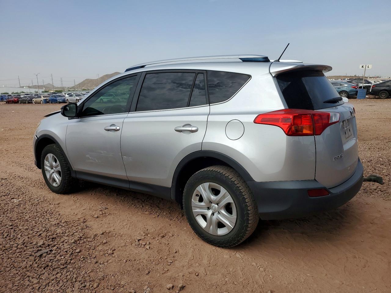 2015 TOYOTA RAV4 LE — снимка 2