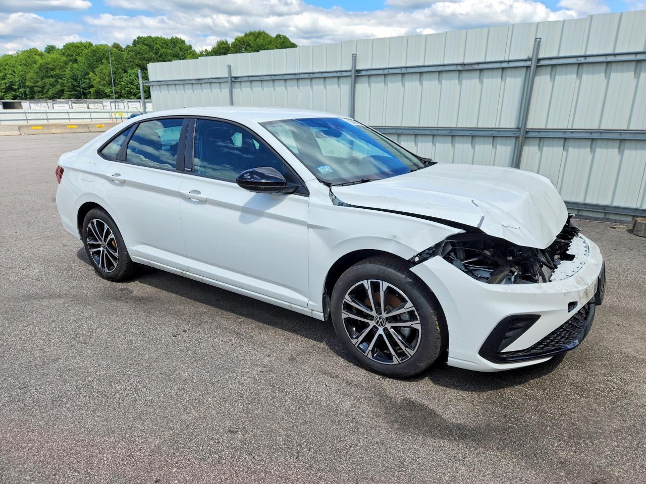 2025 VOLKSWAGEN JETTA SPORT — снимка 4