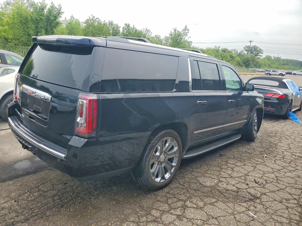 2016 GMC YUKON XL DENALI — снимка 3