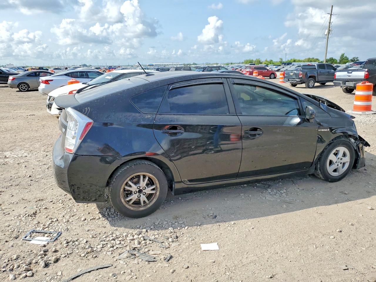 2016 TOYOTA PRIUS III — снимка 3