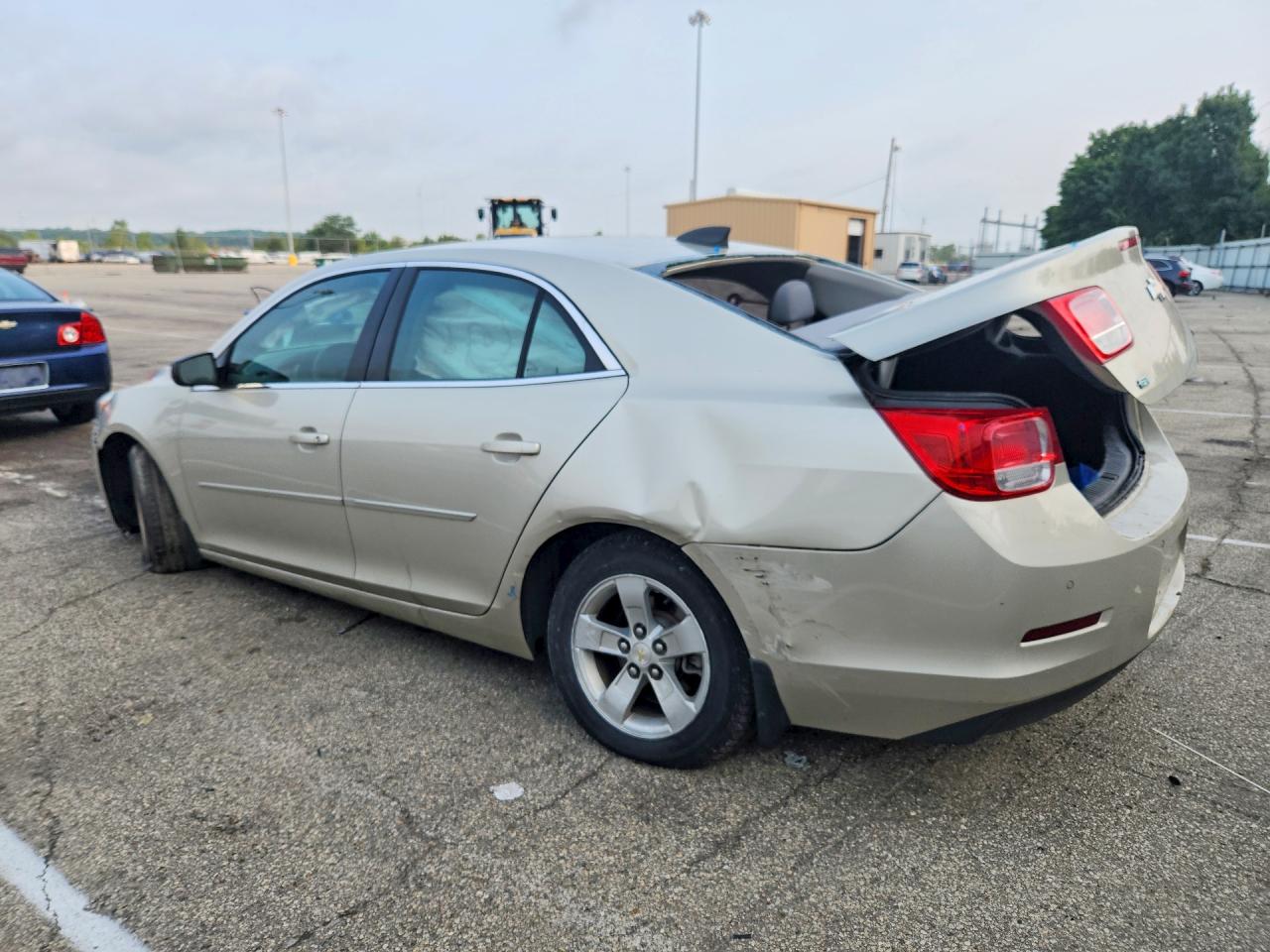 2015 CHEVROLET MALIBU LS — снимка 2