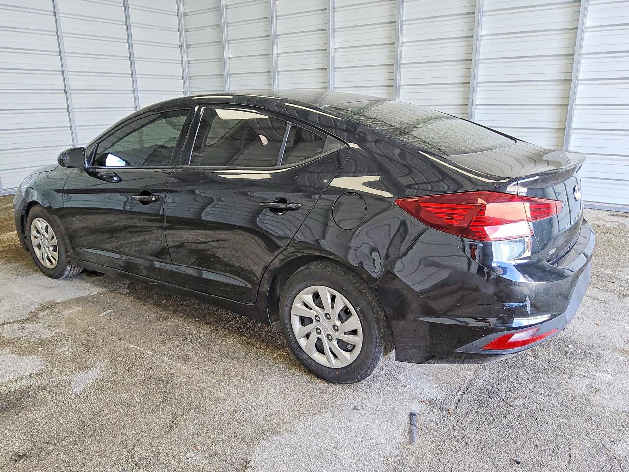 2019 HYUNDAI ELANTRA SE — снимка 2