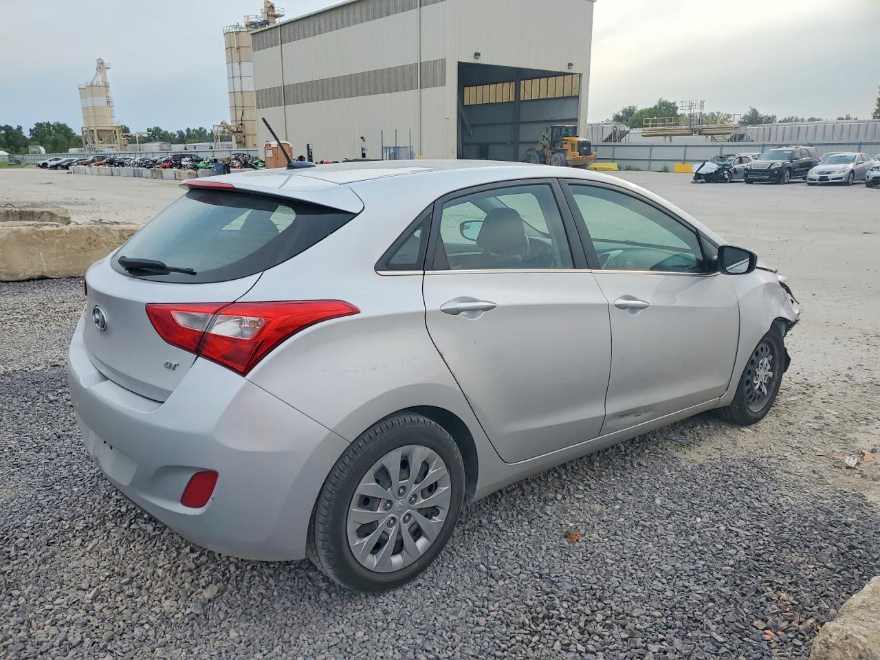 2017 HYUNDAI ELANTRA GT BASE — снимка 3