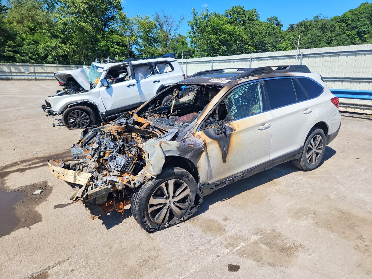 2019 SUBARU OUTBACK 2.5I LIMITED