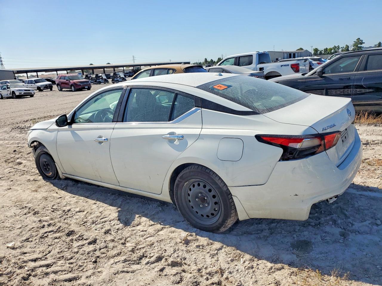 2019 NISSAN ALTIMA S — снимка 2