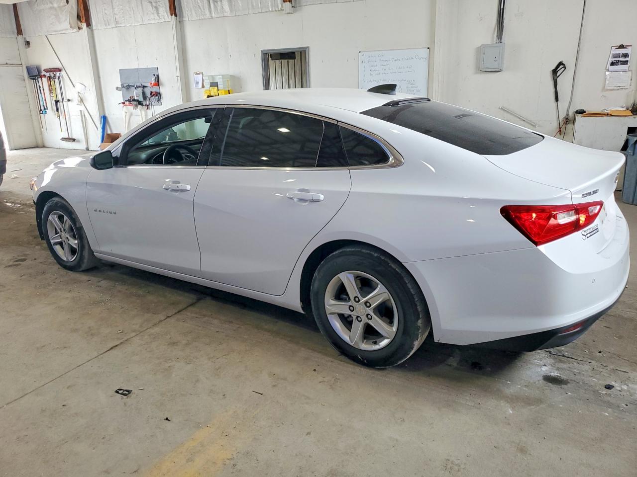 2023 CHEVROLET MALIBU LS — снимка 2