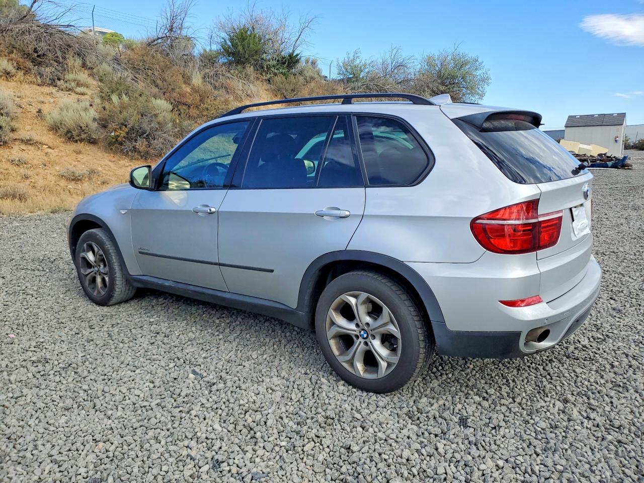 2013 BMW X5 XDRIVE35I — снимка 2