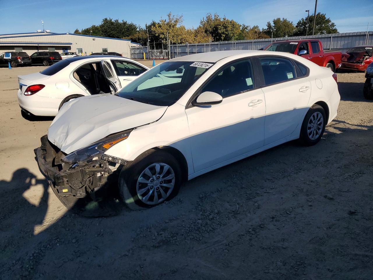 2023 KIA FORTE LX