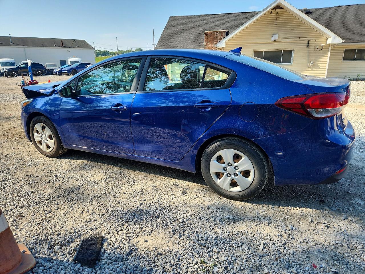 2017 KIA FORTE LX — снимка 2